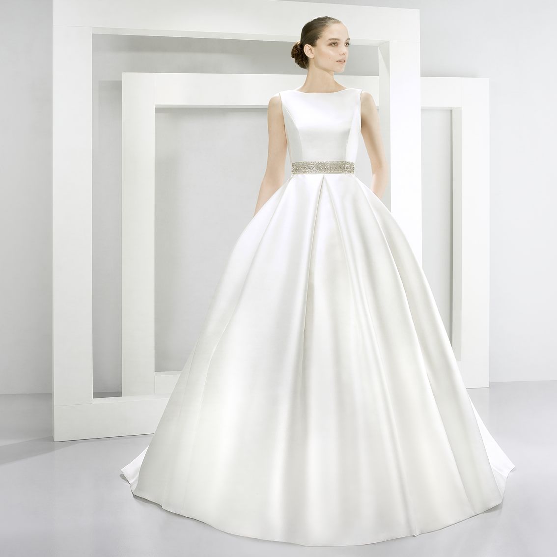 The White Room Jesus Peiro Wedding Dresses Jesus Peiro Designer